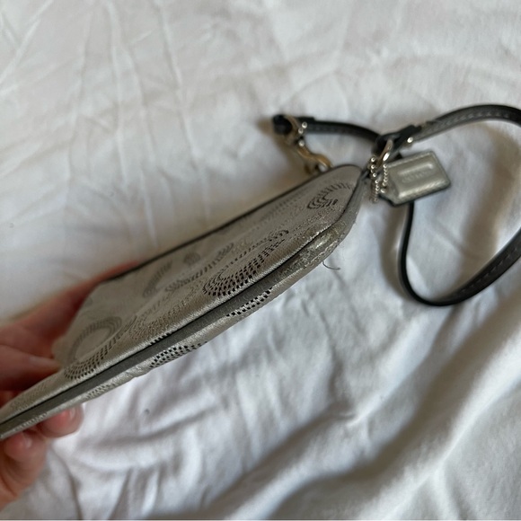Coach Silver Gray Zip Wristlet Pouch Monogram Keychain - Picture 3 of 5